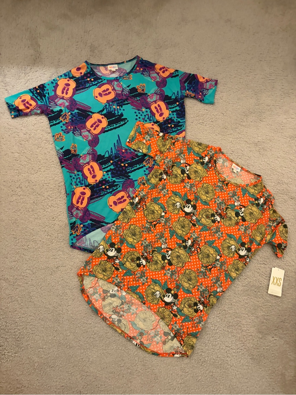 LULAROE Irma Womens Short Sleeve Minnie Mouse floral Printed Tops